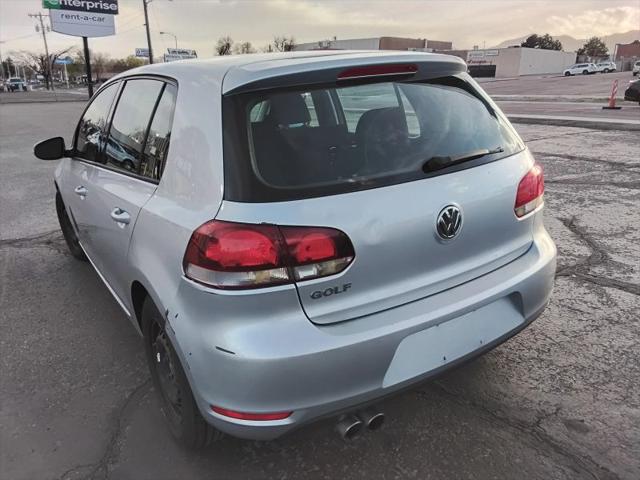 2011 Volkswagen Golf 2.5L 4-Door