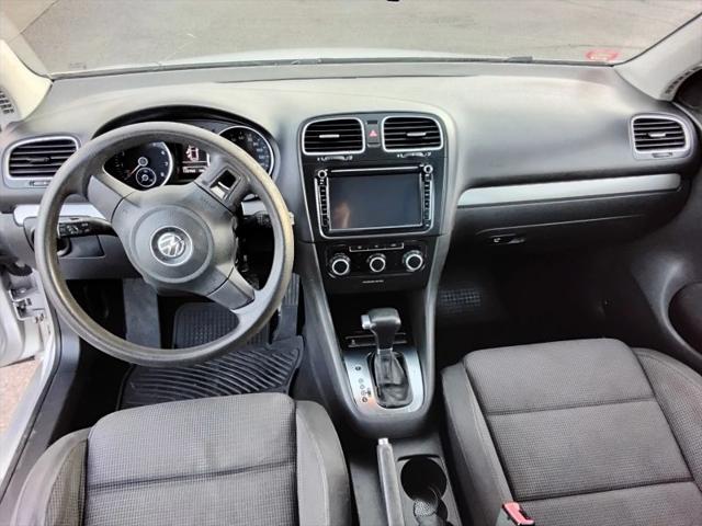 2011 Volkswagen Golf 2.5L 4-Door
