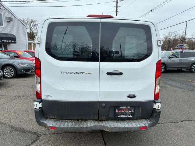 2016 Ford Transit w/60/40 Side Door w/RWB