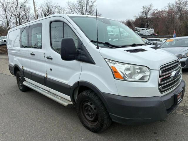 2016 Ford Transit w/60/40 Side Door w/RWB