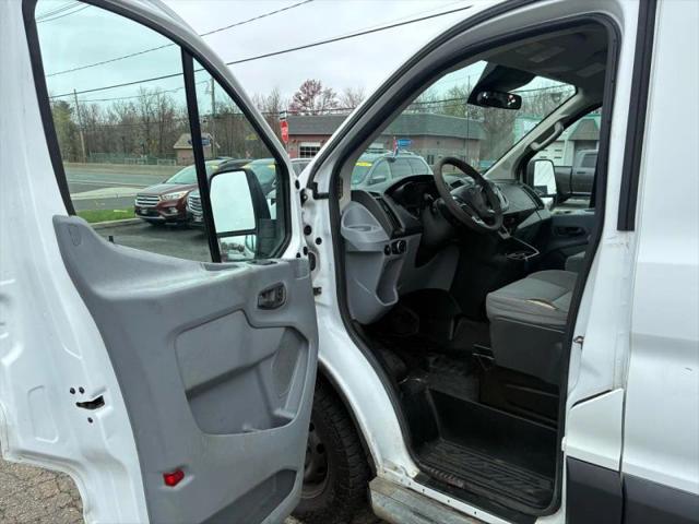 2016 Ford Transit w/60/40 Side Door w/RWB