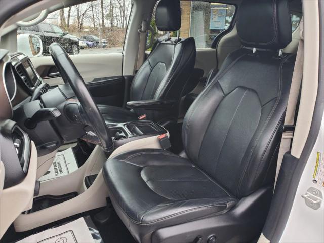 2019 Chrysler Pacifica Touring L