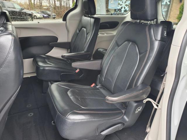 2019 Chrysler Pacifica Touring L