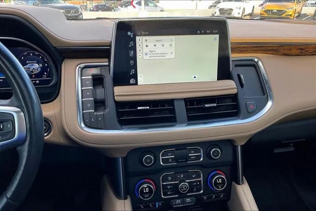 2023 Chevrolet Suburban 4WD Premier