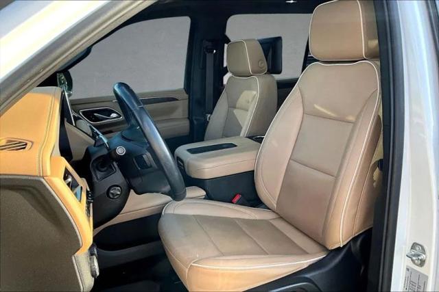 2023 Chevrolet Suburban 4WD Premier
