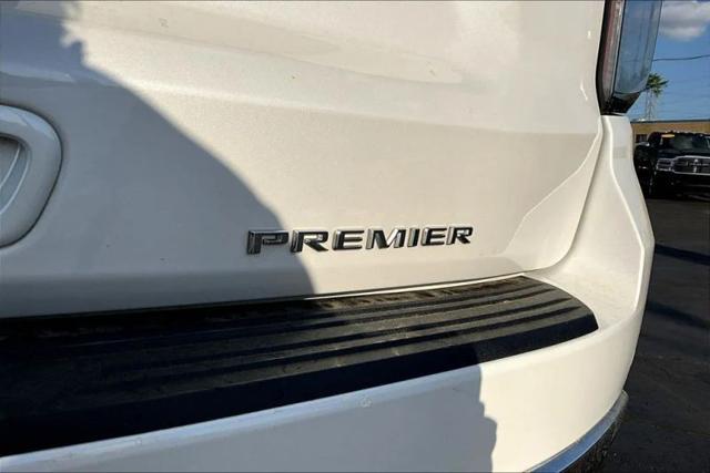 2023 Chevrolet Suburban 4WD Premier