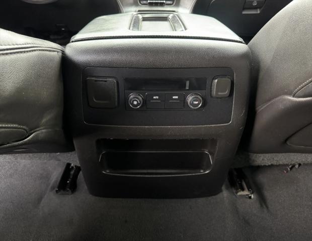 2020 Chevrolet Suburban 2WD LS