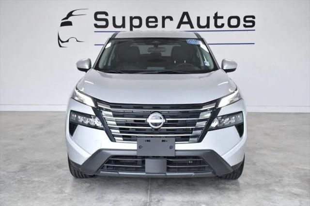2024 Nissan Rogue SV FWD