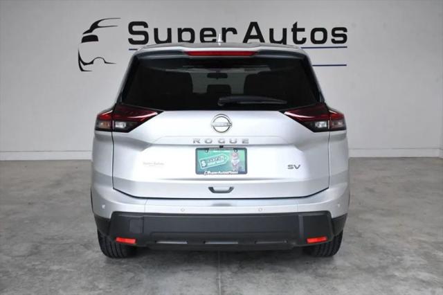 2024 Nissan Rogue SV FWD