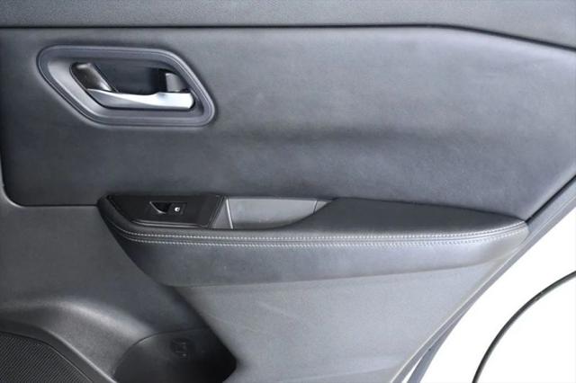 2024 Nissan Rogue SV FWD