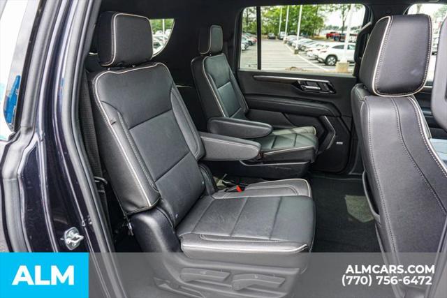 2025 Chevrolet Suburban 4WD Premier