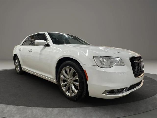 2017 Chrysler 300 Limited AWD