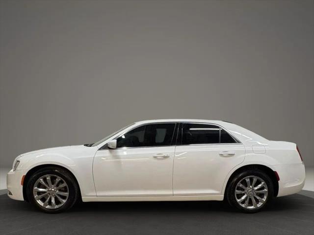 2017 Chrysler 300 Limited AWD