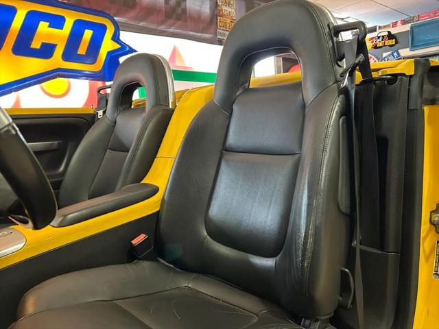 2004 Chevrolet SSR Base
