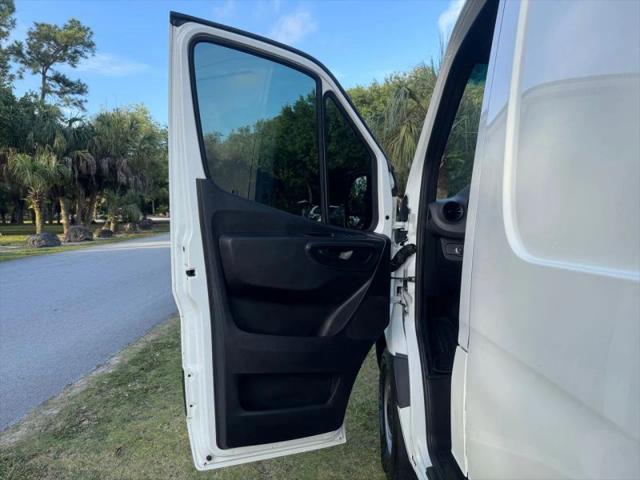 2019 Freightliner Sprinter Extended