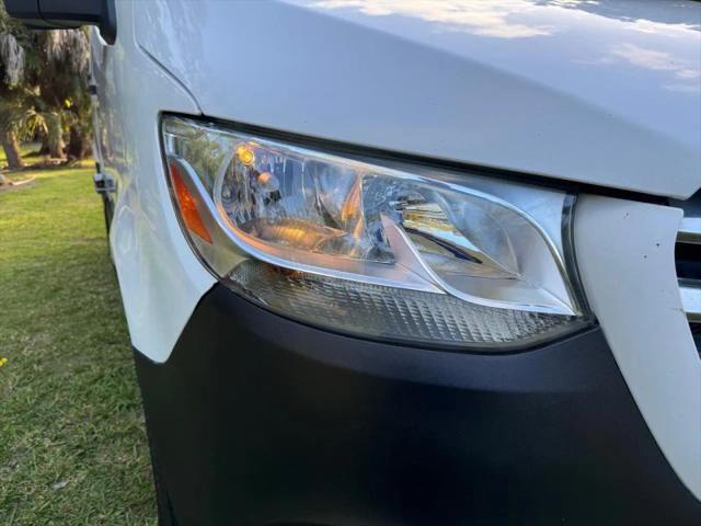 2019 Freightliner Sprinter Extended