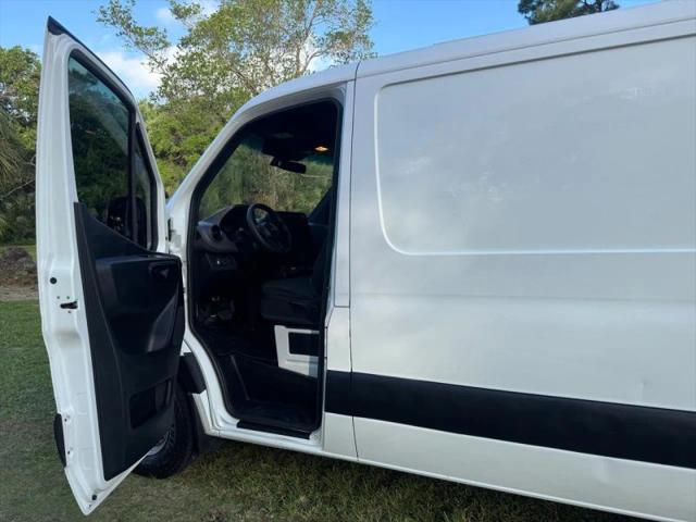 2019 Freightliner Sprinter Extended