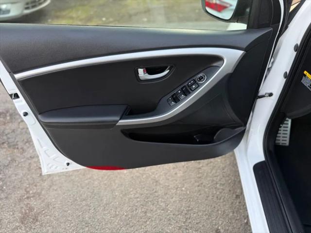 2016 Hyundai Elantra GT Base