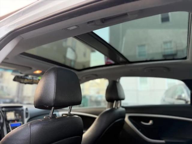 2016 Hyundai Elantra GT Base
