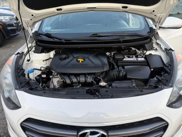 2016 Hyundai Elantra GT Base