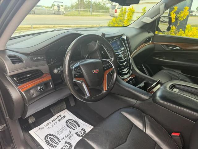 2015 Cadillac Escalade Luxury