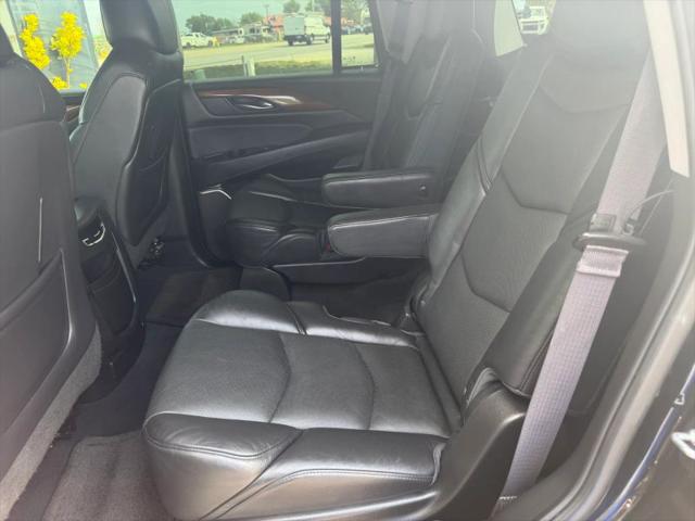 2015 Cadillac Escalade Luxury