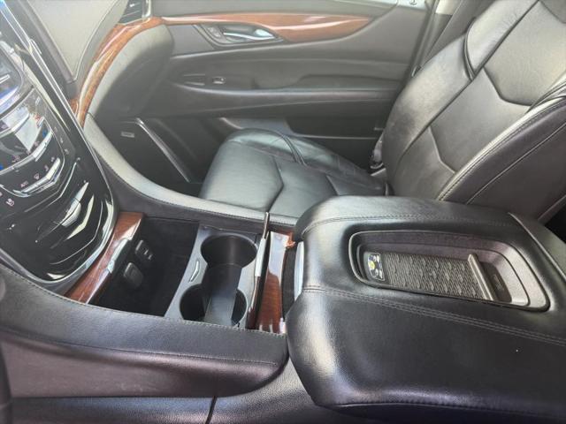 2015 Cadillac Escalade Luxury