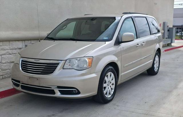 2014 Chrysler Town & Country Touring
