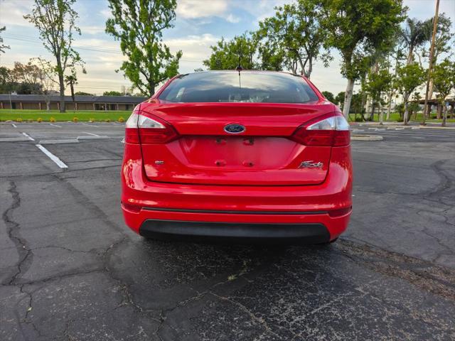 2014 Ford Fiesta SE