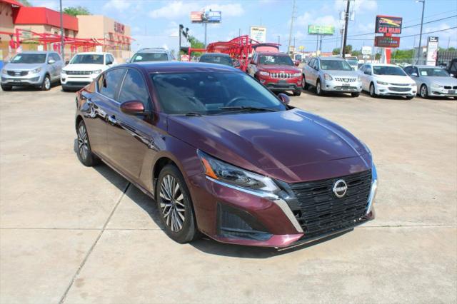 2023 Nissan Altima SV FWD for sale in Houston, TX