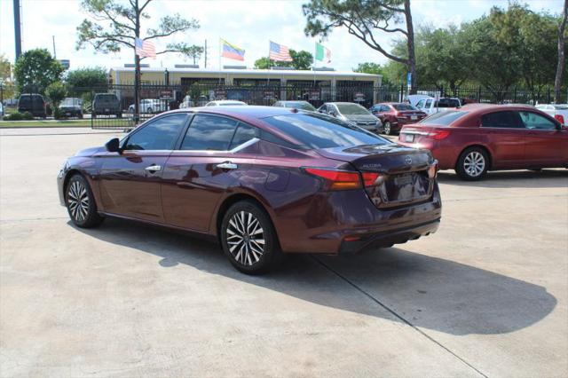 2023 Nissan Altima SV FWD