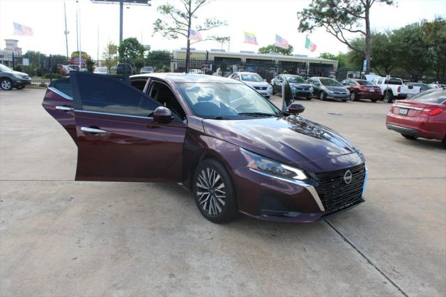 2023 Nissan Altima SV FWD