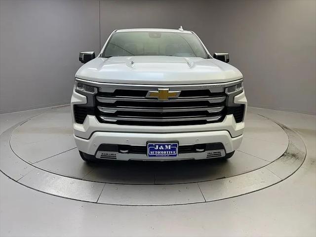 2023 Chevrolet Silverado 1500 4WD Crew Cab Short Bed High Country