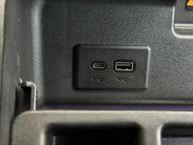 2023 Chevrolet Silverado 1500 4WD Crew Cab Short Bed High Country