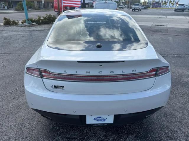 2013 Lincoln MKZ Base