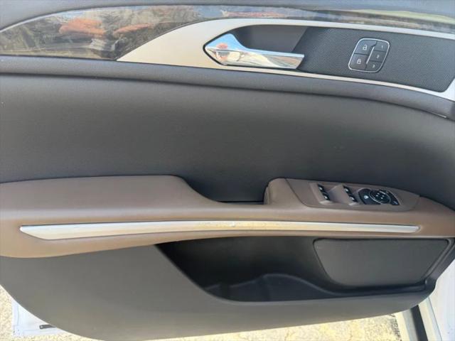 2013 Lincoln MKZ Base