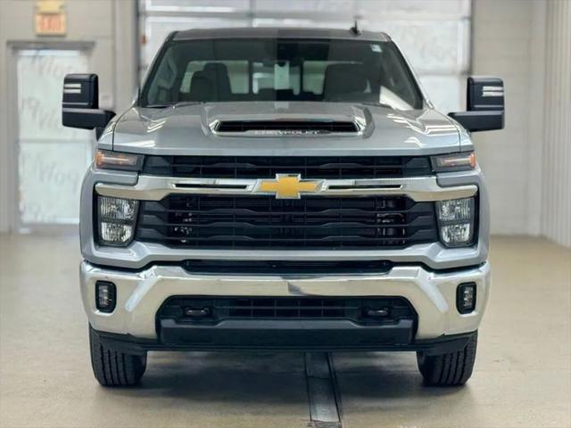 2026 Chevrolet Silverado 2500HD Crew Cab, Standard Bed, LT, 4WD