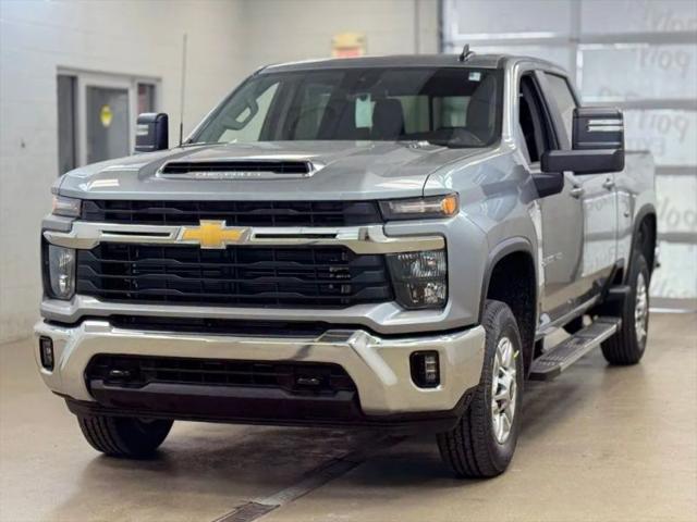 2026 Chevrolet Silverado 2500HD Crew Cab, Standard Bed, LT, 4WD