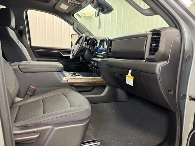 2026 Chevrolet Silverado 2500HD Crew Cab, Standard Bed, LT, 4WD