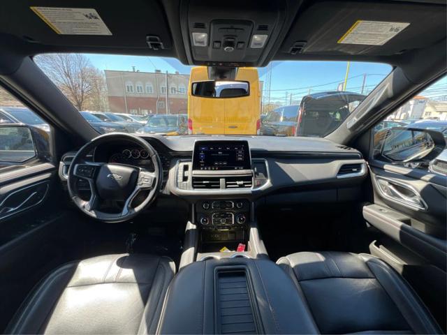 2021 Chevrolet Suburban 2WD RST