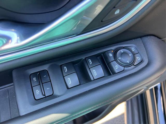 2021 Chevrolet Suburban 2WD RST