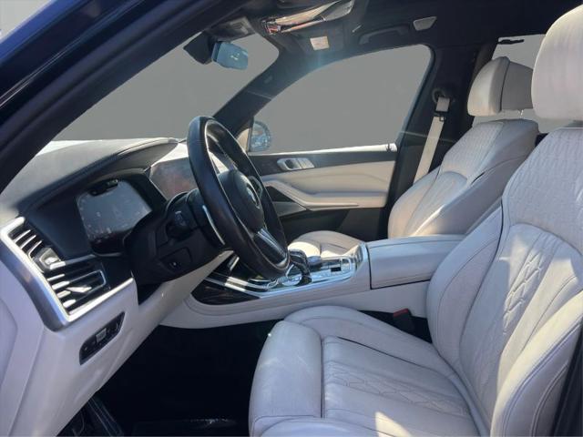2021 BMW X7 M50i