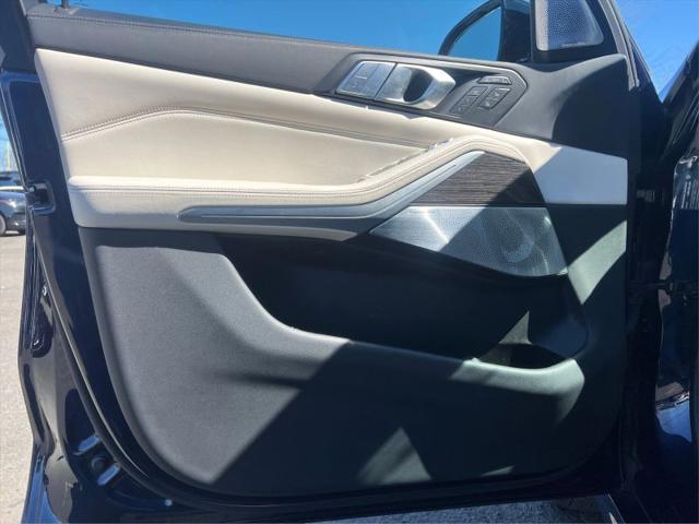 2021 BMW X7 M50i