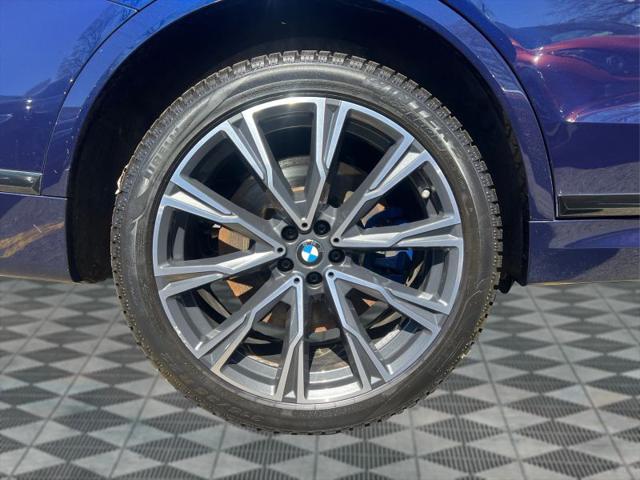 2021 BMW X7 M50i
