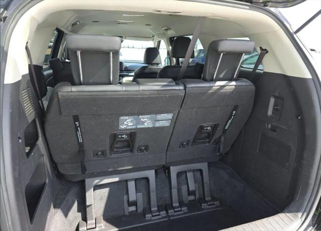 2022 Kia Carnival MPV LX Seat Package