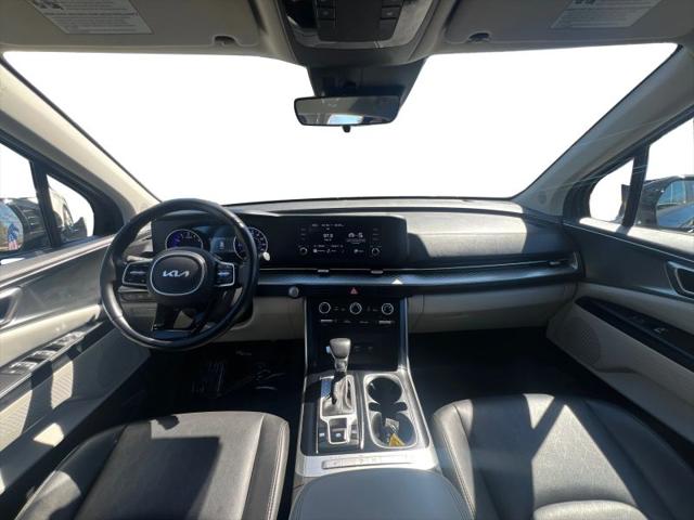 2022 Kia Carnival MPV LX Seat Package