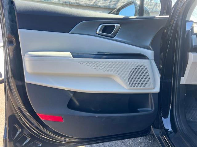 2022 Kia Carnival MPV LX Seat Package