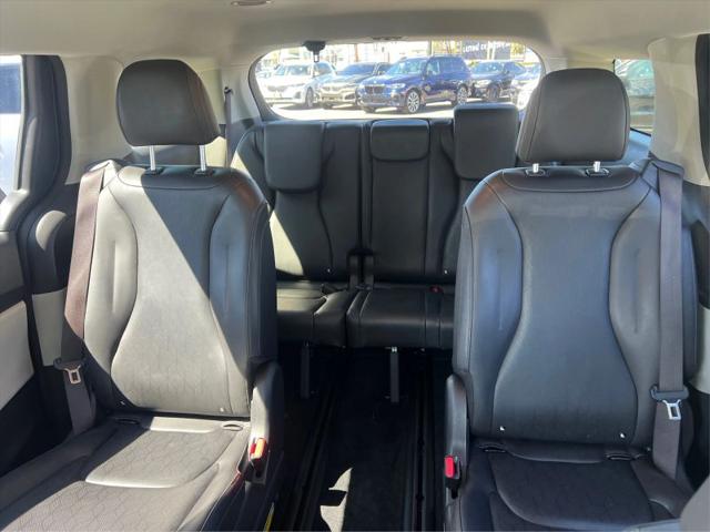 2022 Kia Carnival MPV LX Seat Package