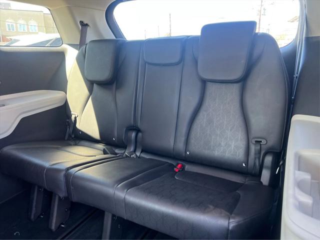 2022 Kia Carnival MPV LX Seat Package