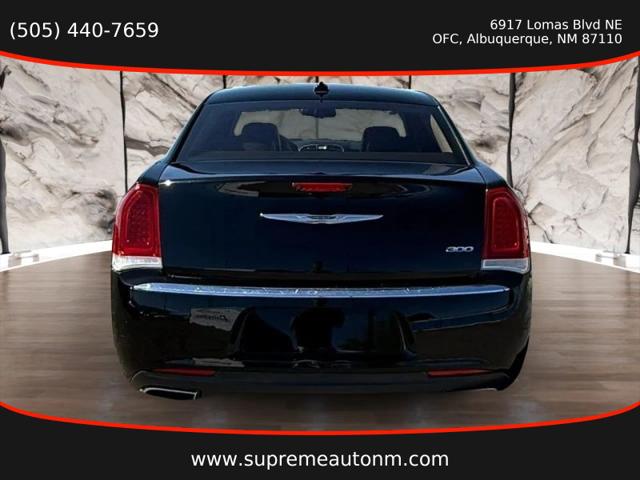 2018 Chrysler 300 Touring L